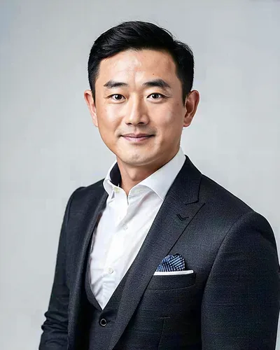 Dr. Marcus Chen, Lead Formulation Scientist at Biopathio, headshot